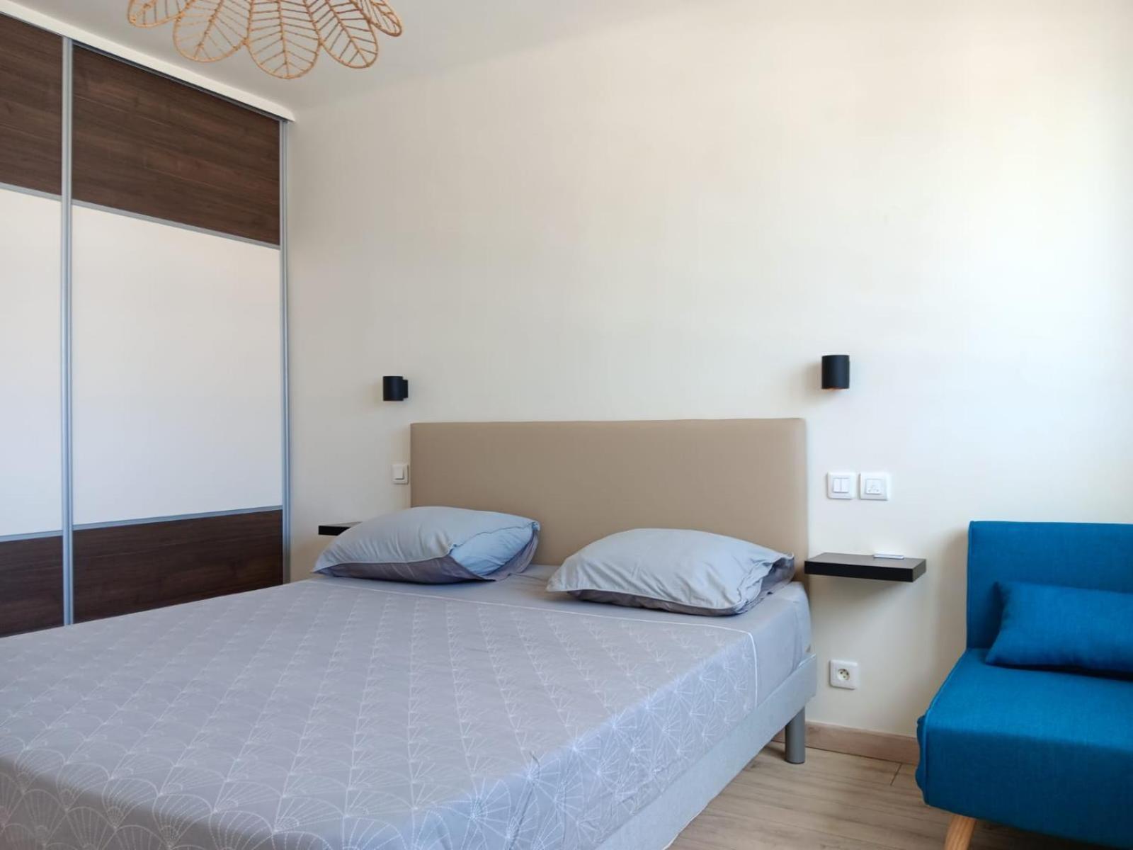 3 Pieces Vue Mer - Clim - 5 Min De La Plage A Pied Antibes Luaran gambar