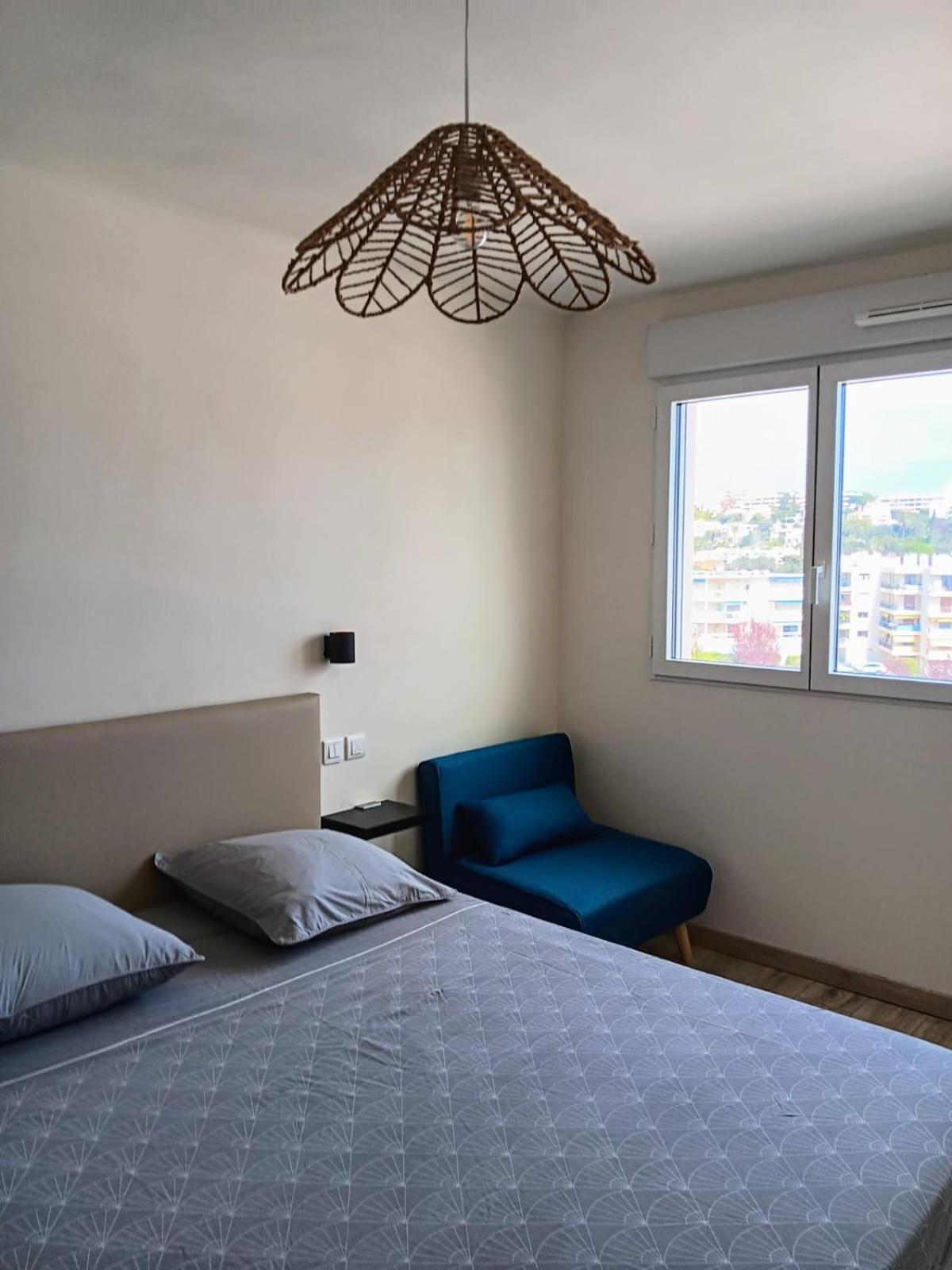3 Pieces Vue Mer - Clim - 5 Min De La Plage A Pied Antibes Luaran gambar