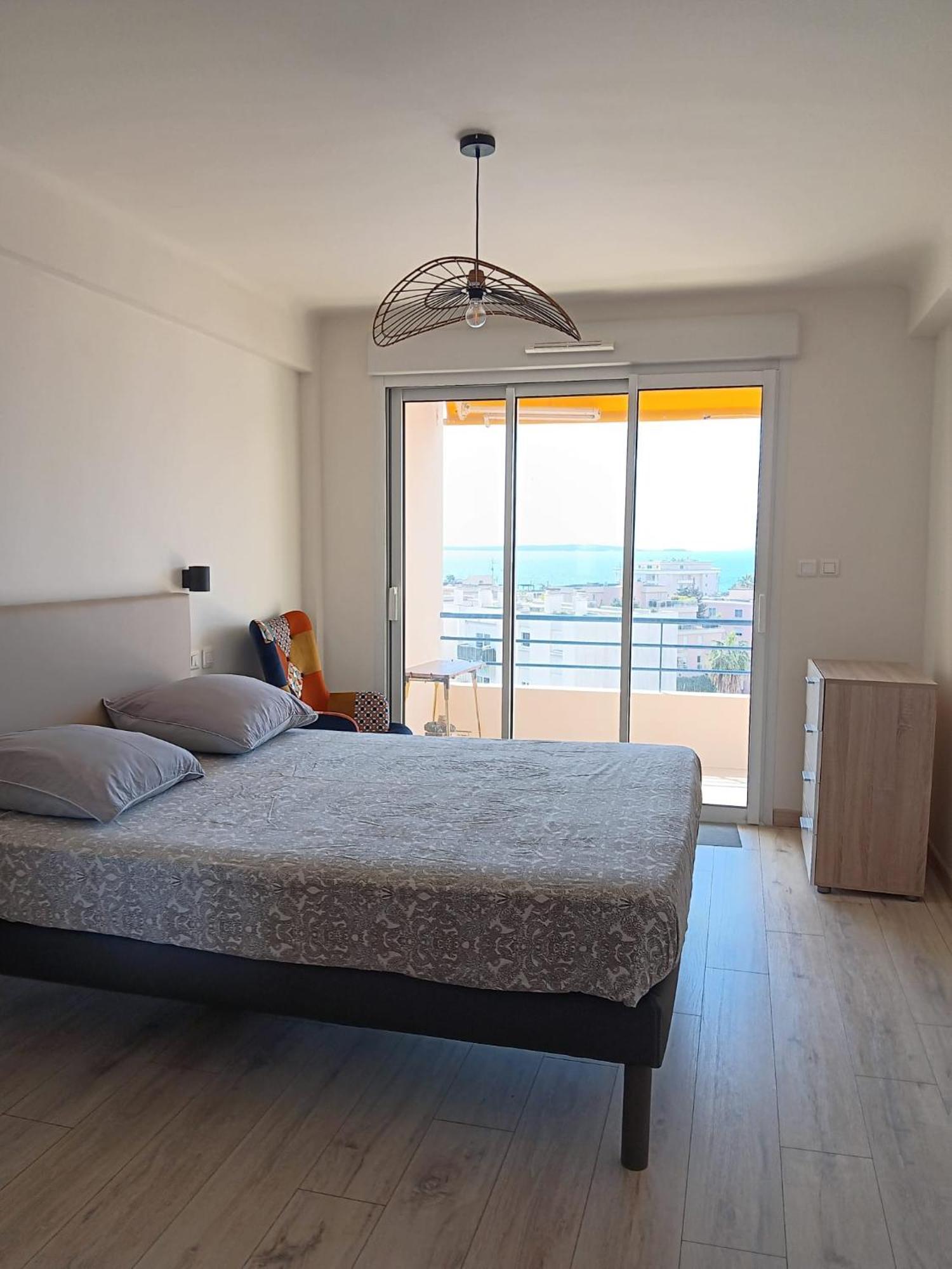 3 Pieces Vue Mer - Clim - 5 Min De La Plage A Pied Antibes Luaran gambar